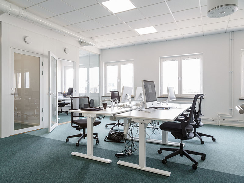 Ommålning av kontor. Värmdö Brunn