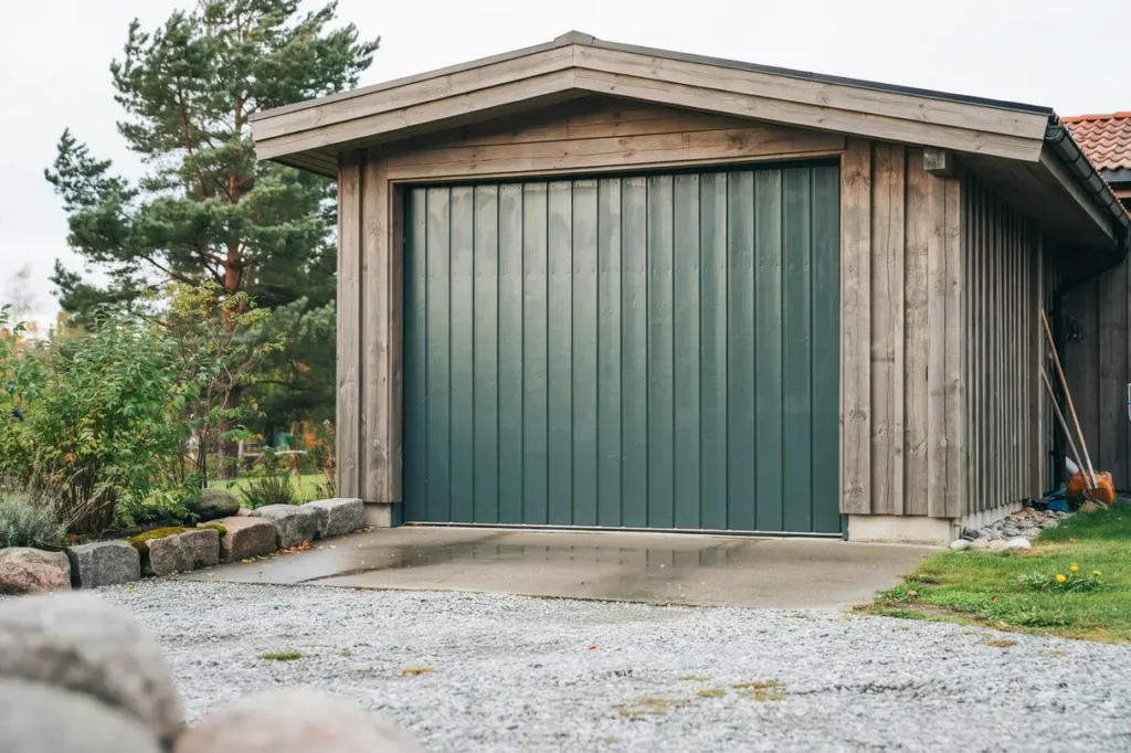 m la garageporten r tt h llbara f rgval och enkla tips f r ett snyggare f rsta intryck